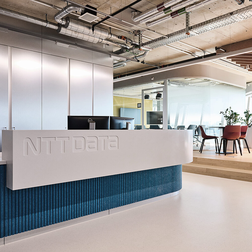 Mint Architecture | NTT DATA | Circle Flughafen Zuerich | Workplace Design Empfang